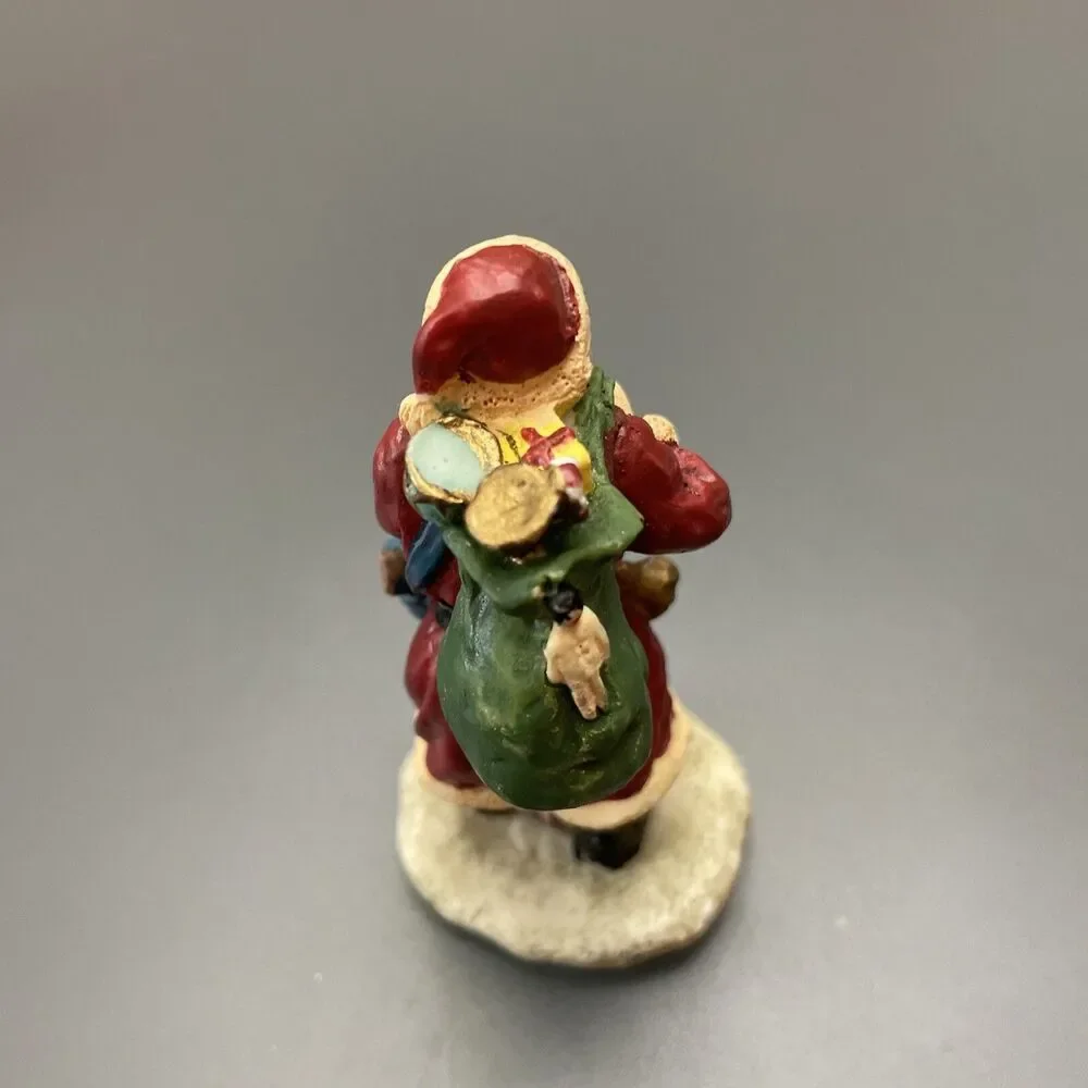 Vintage Artmark Santa Figurine W/Lantern & Sack Of Toys Cute And Detailed 3.25”